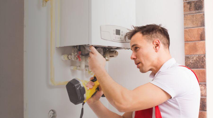 Local water heater installation in Bolckow, MO